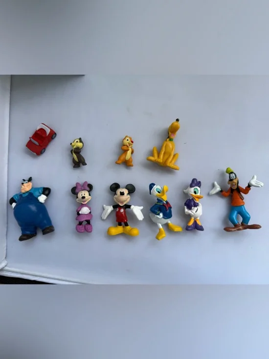 Mickey Mouse Clubhouse Busy Book w/ Playmat & 10 Figurines - Disney Toddler Kids - Picture 3 of 5